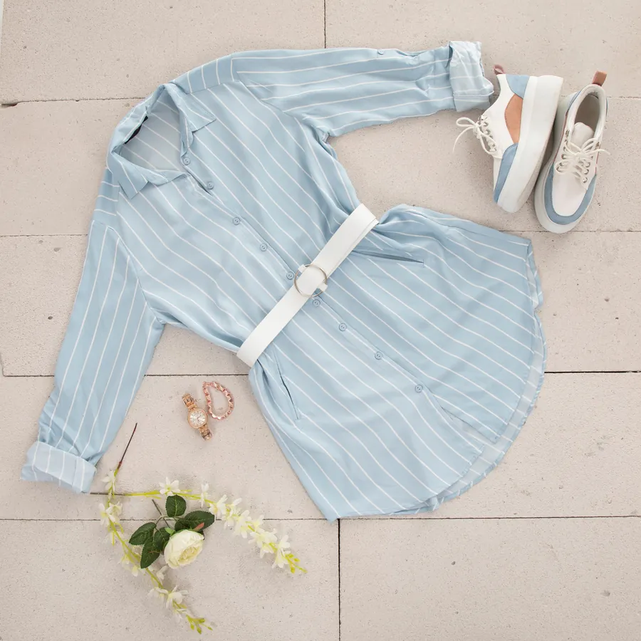 Blusa de manta bordada